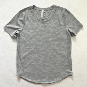lululemon athletica Gray Camo Short Sleeve Tee